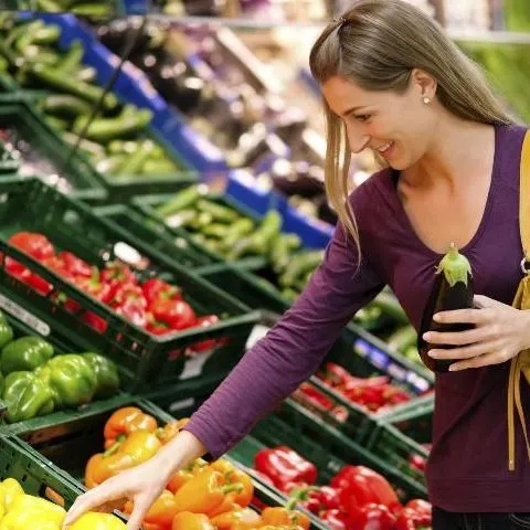 thumbnail for publication: Shopping for Health: A Menu for One